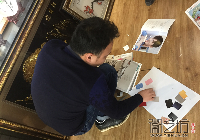 徽藝坊鐵畫(huà)藝人走進(jìn)風(fēng)格色彩 (55)