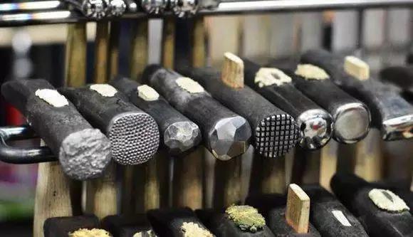 探尋日本頂級(jí)貴金屬加工技法 (7)