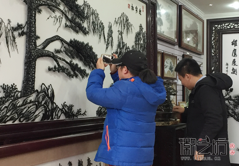 2017.12.28創(chuàng)品會張總一行考察徽藝坊 (16) 2017.12.28創(chuàng)品會張總一行考察徽藝坊 (16)