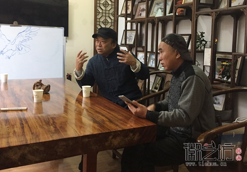 徽藝坊鐵畫私人訂制創(chuàng)作現場 (8)