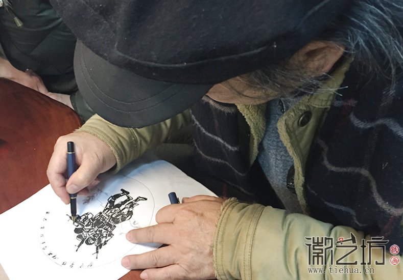 徽藝坊鐵畫私人訂制創(chuàng)作現場 (5)