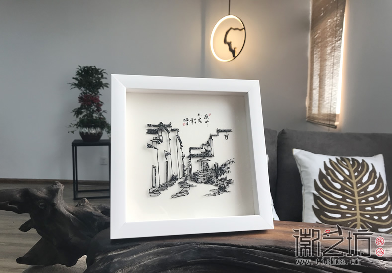 白色經(jīng)典徽派鐵畫(huà)擺臺(tái)