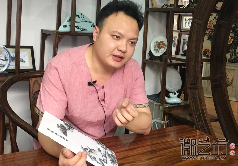 UIC大學(xué)生情系蕪湖鐵畫采訪徽藝坊鐵畫新秀李強(qiáng)4