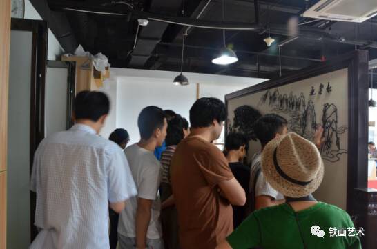 走進(jìn)國(guó)家鐵畫(huà)傳人儲(chǔ)金霞大師2