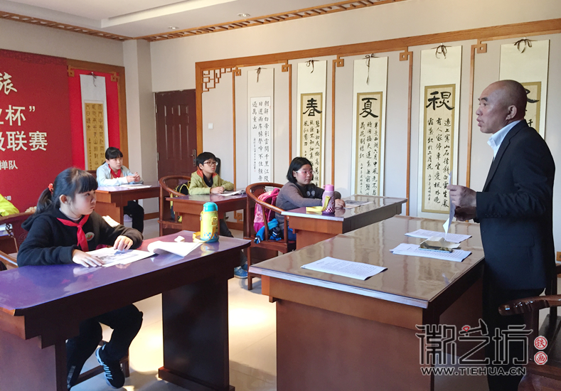 徽藝坊魏民春給小朋友們上了一堂生動的鐵畫課 (13) 徽藝坊魏民春給小朋友們上了一堂生動的鐵畫課 (13)