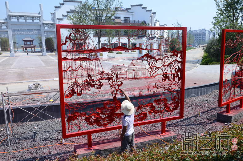 合肥萬達(dá)廣場(chǎng)噴泉景觀鐵畫定制案例3