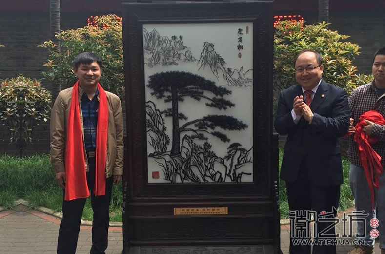 2016.11.15送學校紀念禮品鐵畫案例匯總2