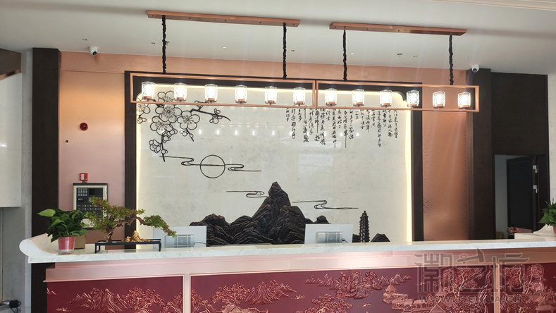 徽藝坊為足春堂會所吧臺背景墻鐵畫安裝交付完成 徽藝坊為足春堂會所吧臺背景墻鐵畫安裝交付完成