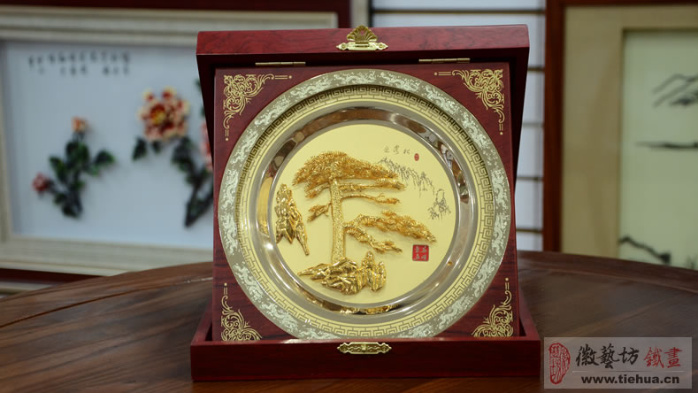 安徽省外經(jīng)建設(shè)集團(tuán)有限公司定制的企業(yè)商務(wù)禮品迎客松金畫 安徽省外經(jīng)建設(shè)集團(tuán)有限公司定制的企業(yè)商務(wù)禮品迎客松金畫