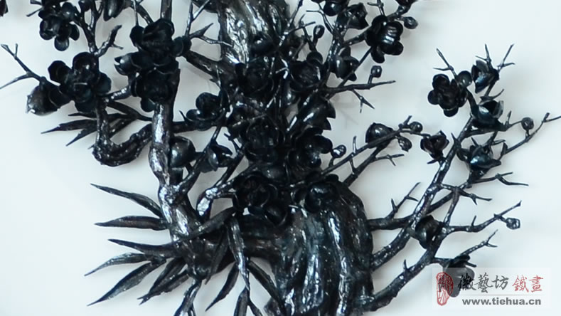 傲雪梅香-精品瓷盤(pán)鐵畫(huà)細(xì)節(jié)圖2