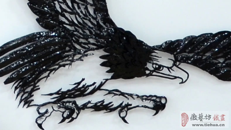 雄鷹展翅前程萬里鐵畫-細(xì)節(jié)圖2